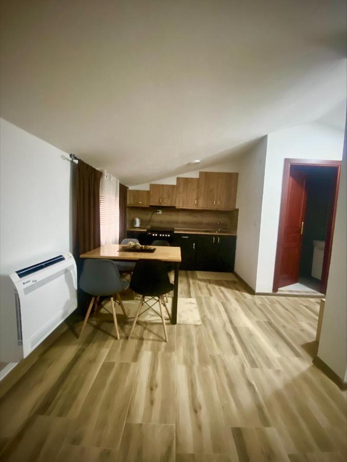 Clarina All Seasons Rooms & Apartments Krusevo Exterior photo